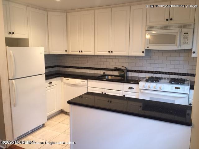 Foto del edificio - 139 Manor Dr