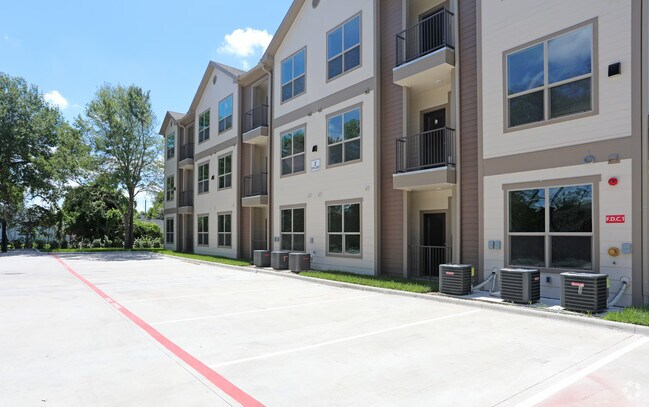 Hollister Oaks Apartments Houston, TX