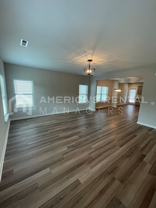 Building Photo - Home for Rent in Cullman, AL!!! Sign a 13 ...