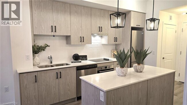 Photo du bâtiment - 461 Green Rd