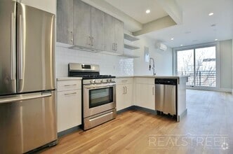 Building Photo - Stunning New 1 Bed in Prime Bed Stuy New B...