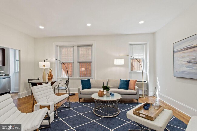 Foto del edificio - 3420 16th St NW