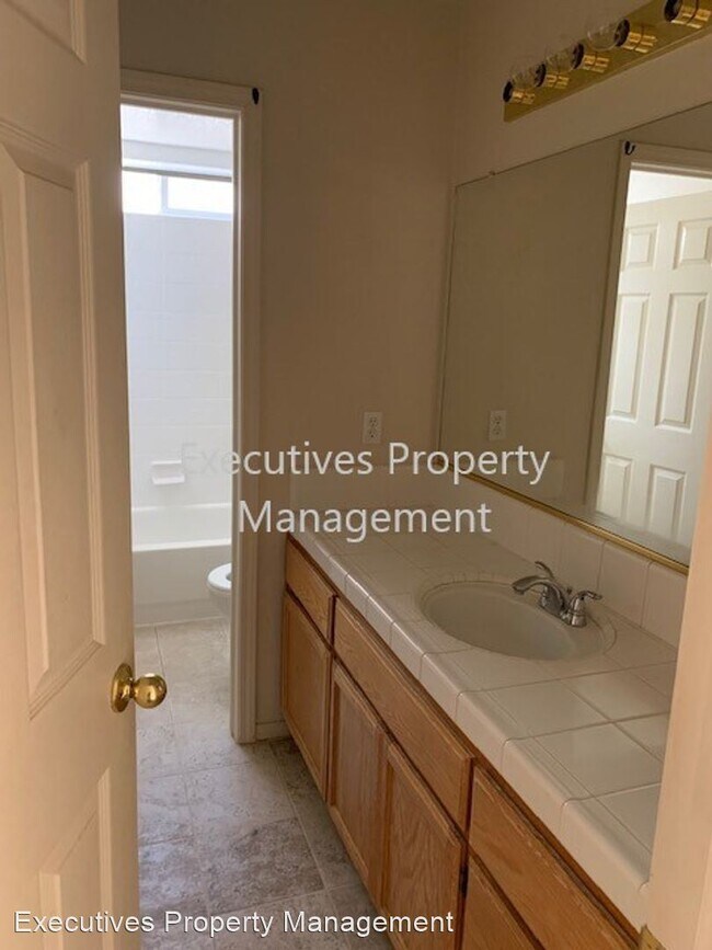 Foto del edificio - 3 br, 2 bath House - 739 Redwing Dr