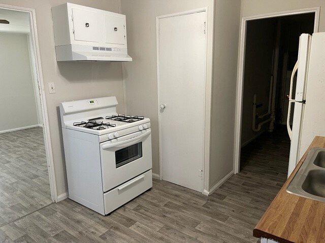 Foto del edificio - 1114 Eastview Dr