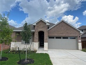 Building Photo - 305 Peace Pipe Way