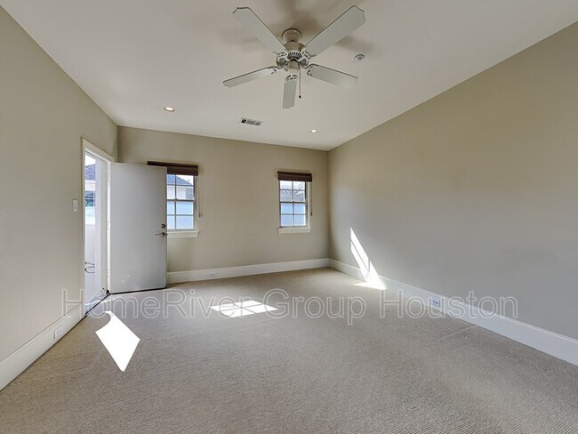 Foto del edificio - 1612 Oakdale St