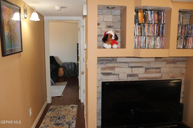Foto del edificio - 2829 Owl Rock Pl