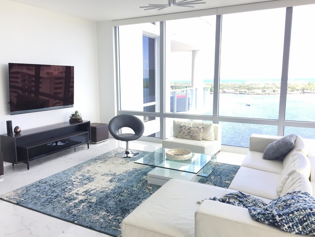 Foto del edificio - 2 Water Club Way