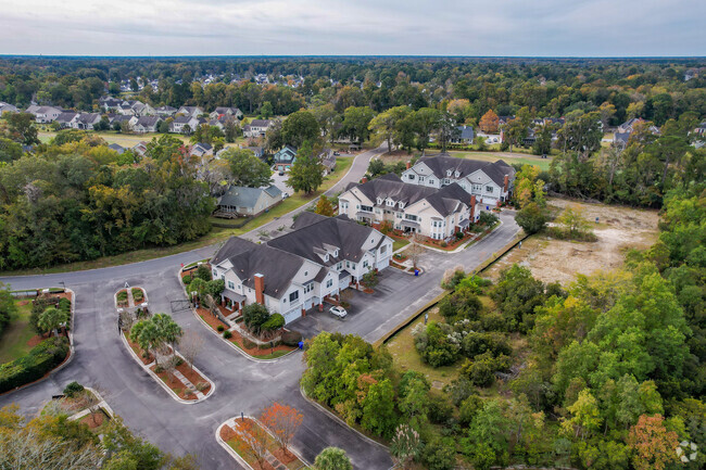 Building Photo - Middleborough