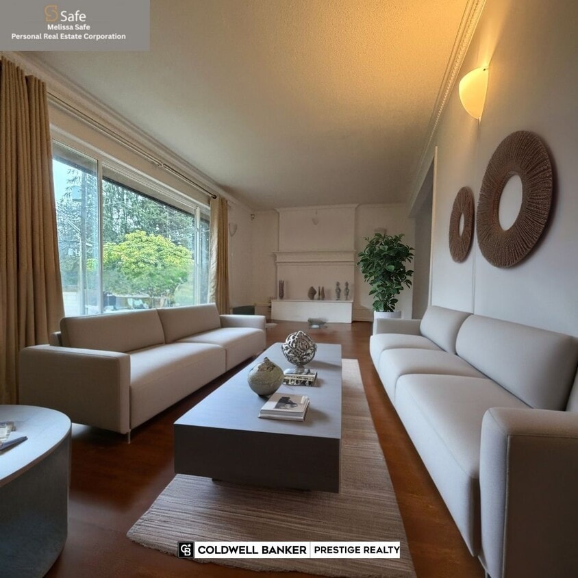 Primary Photo - 4059 Liverpool St