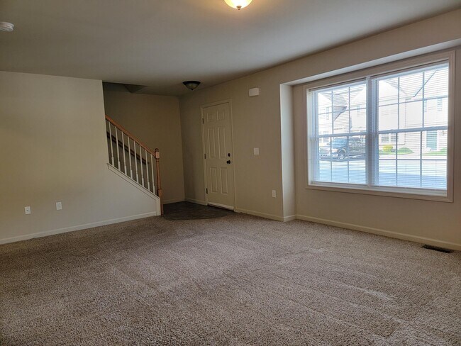 Foto del edificio - 30 Christy Ct