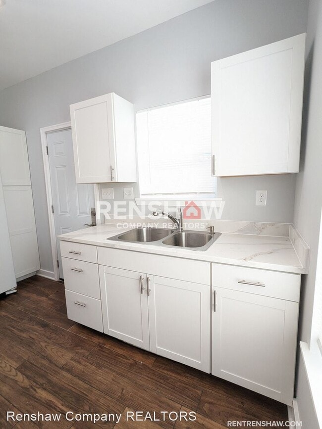 Building Photo - 2 br, 1 bath House - 2840 Choctaw Ave