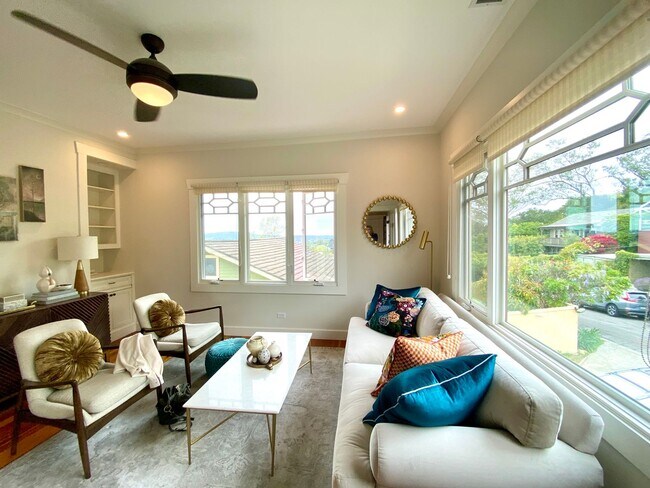 Foto del edificio - Enchanting 1-Bedroom, 1-Bath Oasis with Stunning Views