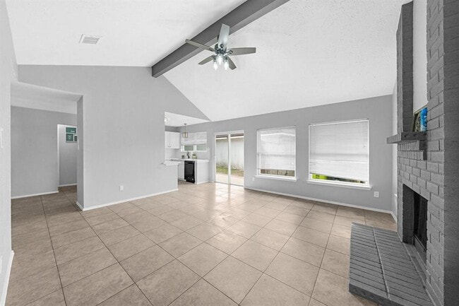 Building Photo - 4925 Greenwood Dr