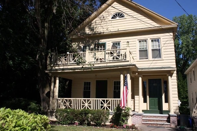 Primary Photo - 133 S Main Ave