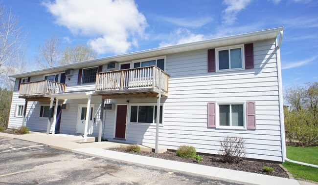 Building Photo - Pineview Apartments