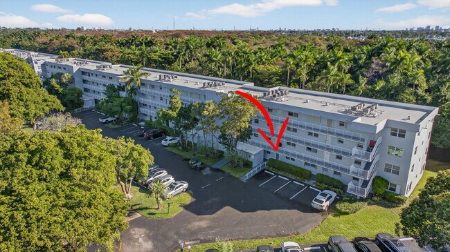 Foto del edificio - 107 Royal Pk Dr