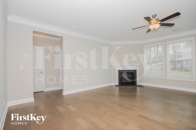 Building Photo - 3961 Norman View Dr