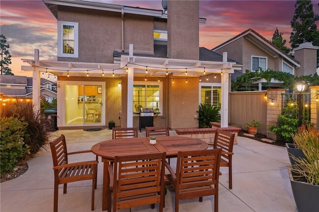 Building Photo - 6220 Garnet Cir