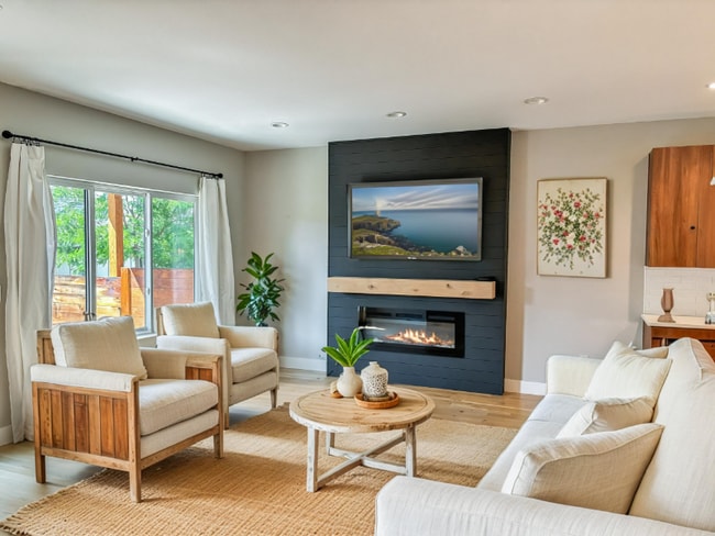 Photo - 4637 S Lincoln St Townhome