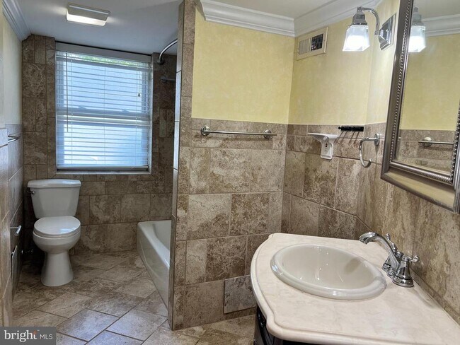 Foto del edificio - 6213 Sandlin Ct