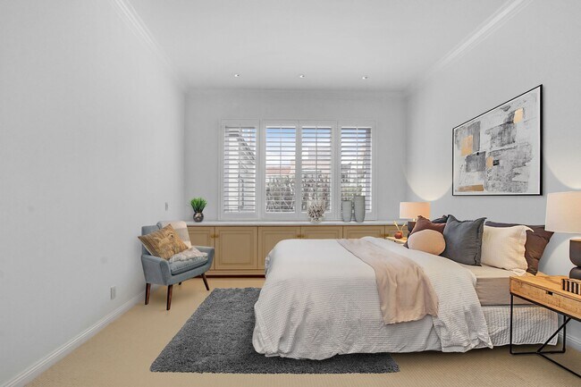 Building Photo - 10104 Empyrean Way