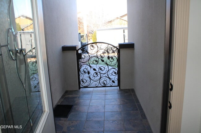 Foto del edificio - 3060 Cascade Point