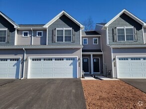 Building Photo - 107 Magnolia Dr