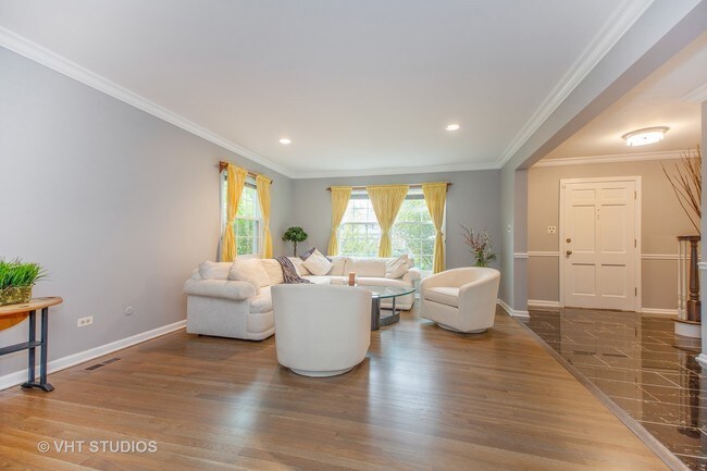 Foto del edificio - 1692 Longvalley Dr