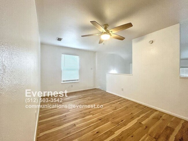 Foto del edificio - 707 Valley View Dr