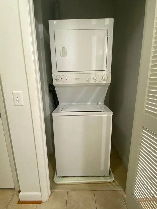 Foto del edificio - 400 Massachusetts Ave NW