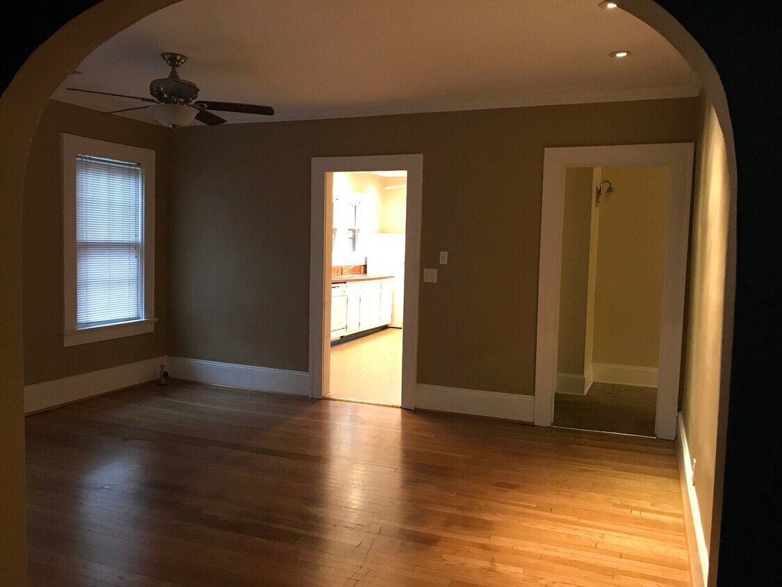 Primary Photo - 395 8th St NE