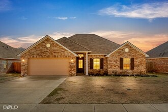 Building Photo - 2370 Tallgrass Cir