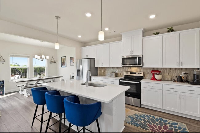 Building Photo - 4368 Skyridge Dr