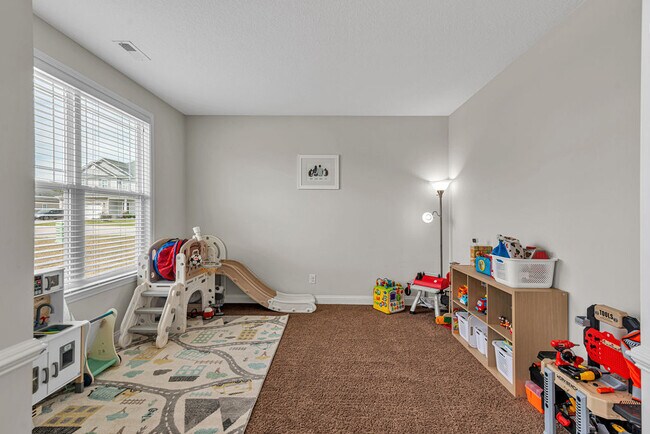 Building Photo - 301 Bear Run