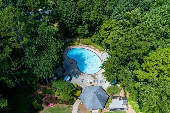 Foto del edificio - 1003 Country Park Dr