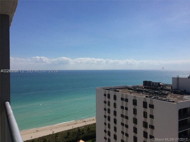 Building Photo - 2655 Collins Ave