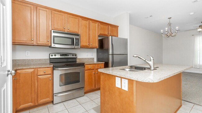 Foto del edificio - 926 Price Ln