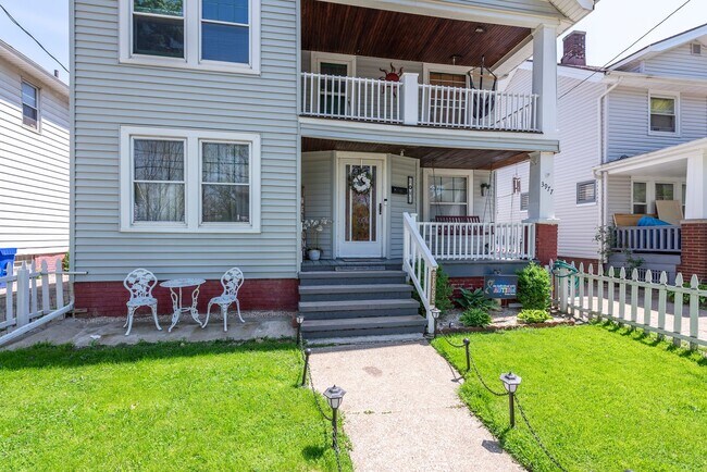 Foto del edificio - 3977 W 23rd St