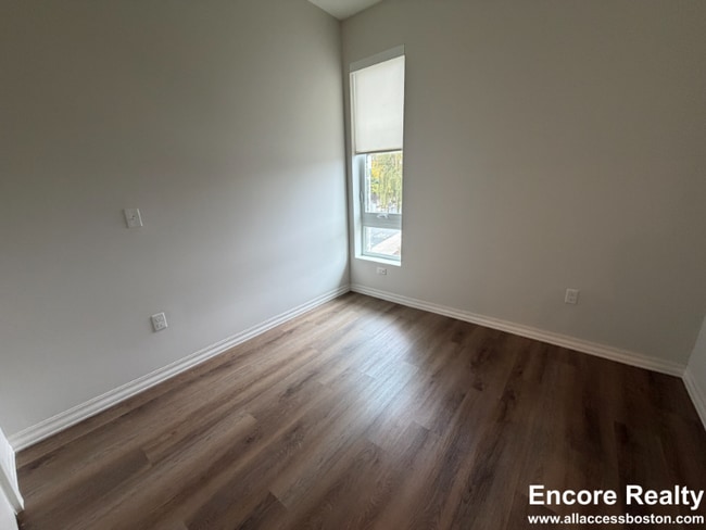 Photo - 5 Washington St Apartment