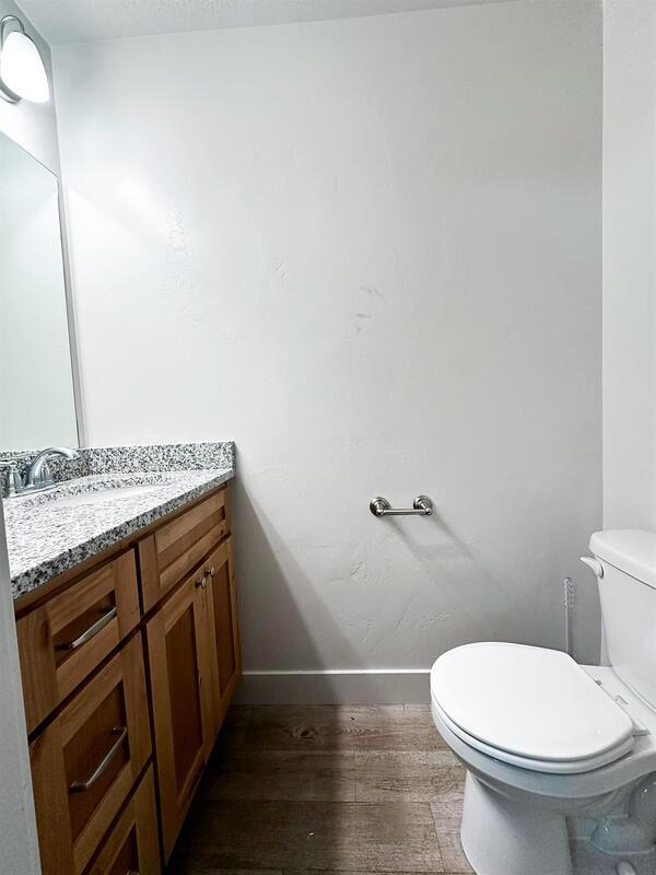 Foto del edificio - 482 N 2650 W