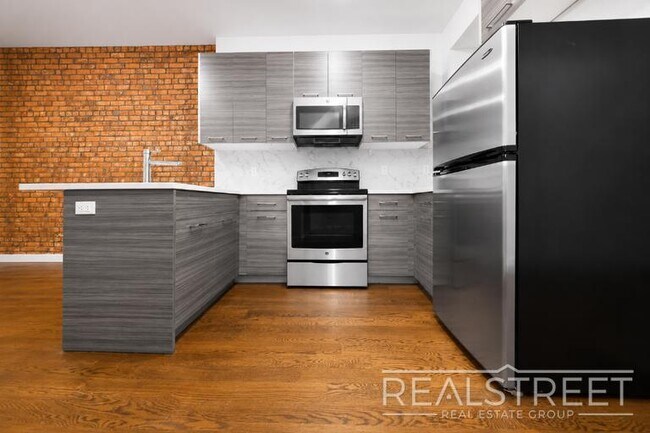 Foto del edificio - Modern 3 Bed 1.5 Bath in Stuyvesant Hieghts