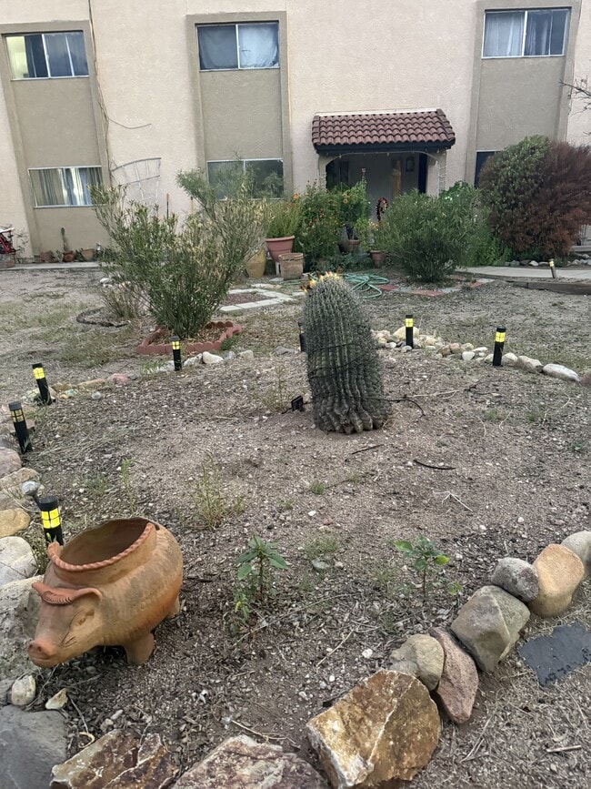 Foto del edificio - 433 Avenida Garza