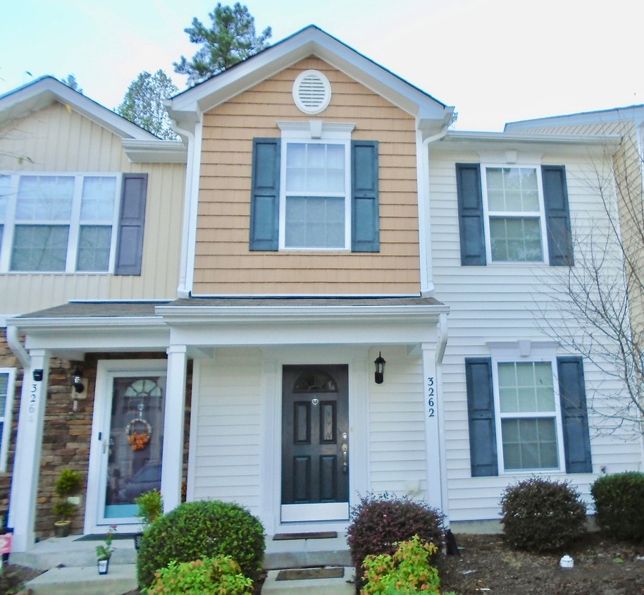 Photo - 3262 Ivy Wood Ln (Durham, NC)