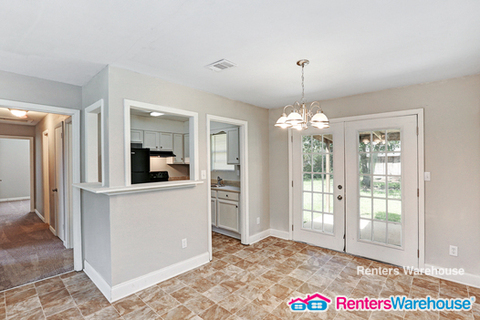Building Photo - 2407 Yorkshire Cir SW