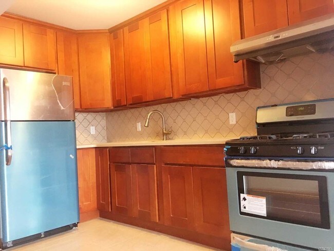 Building Photo - 37-49-49 81st St