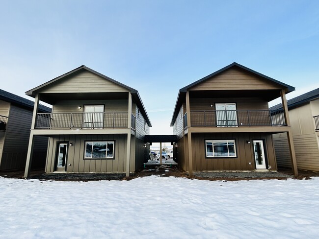 lower patio and upper deck - 9109 W Winona Rd