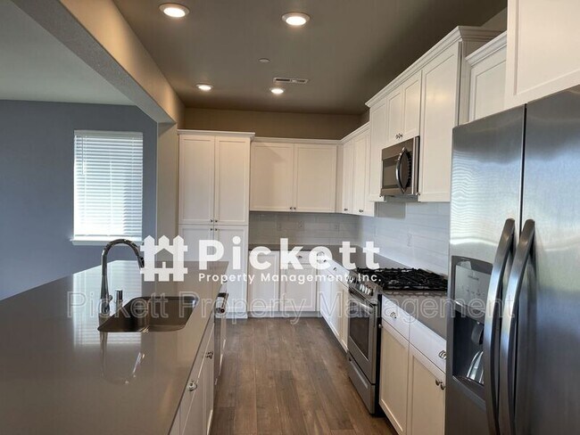 Foto del edificio - 938 Timberline Ave