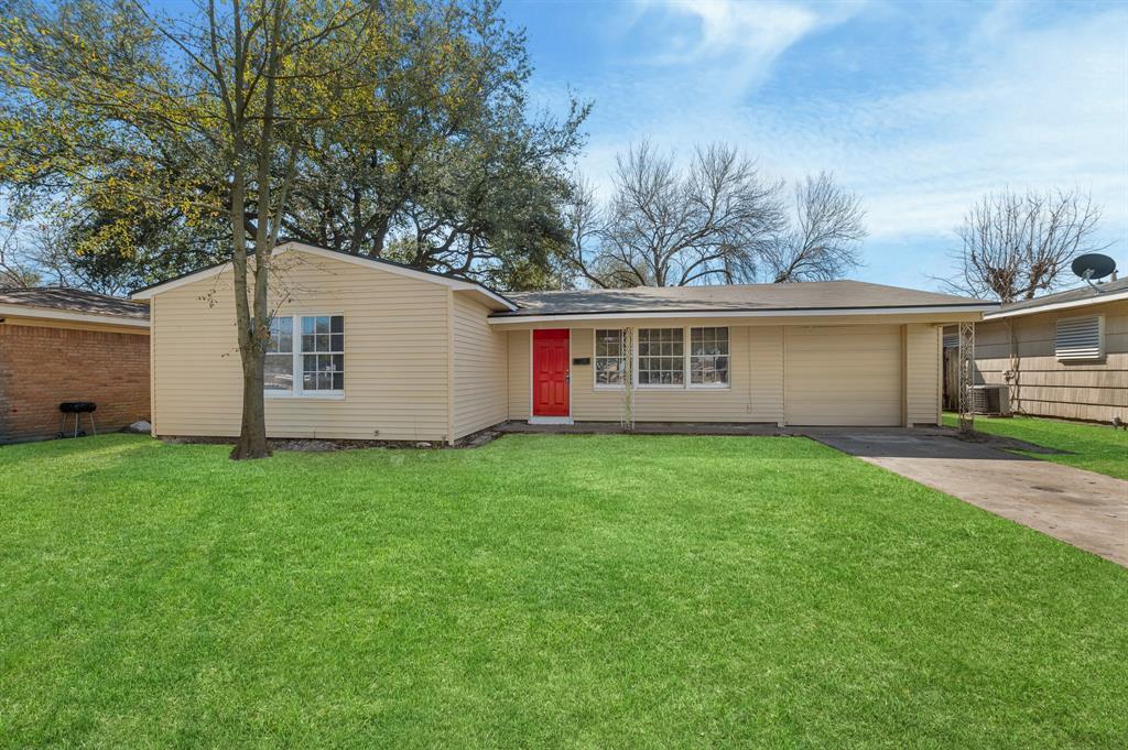 2013 5th Ave N, Texas City, TX 77590 House for Rent in Texas City, TX