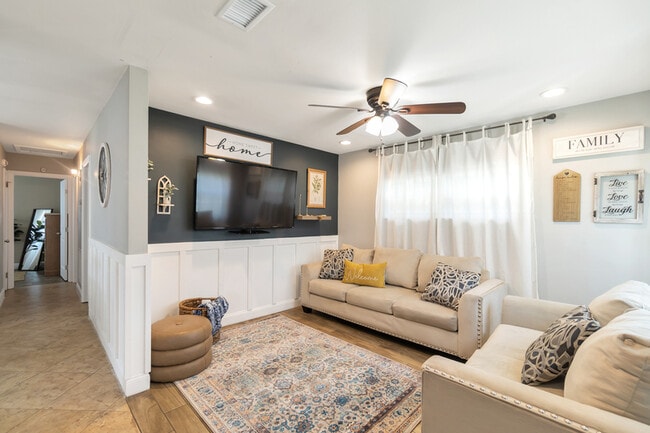 Foto del edificio - 7703 Southside Ln